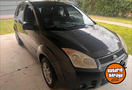 Autos - Ford Fiesta EDGE PLUS MP3 2008 Nafta 200000Km - En Venta
