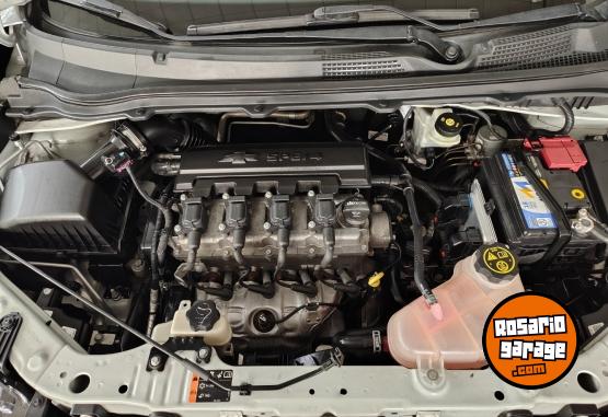 Autos - Chevrolet ONIX 2018 Nafta 107500Km - En Venta