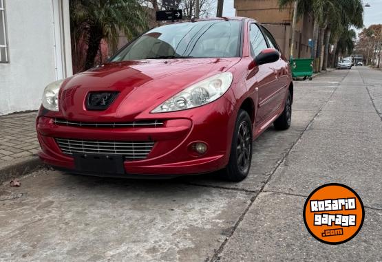 Autos - Peugeot 207 2012 Diesel 124000Km - En Venta