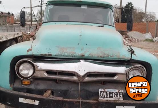 Camiones y Gr�as - Ford 900 a�o 1956 - En Venta