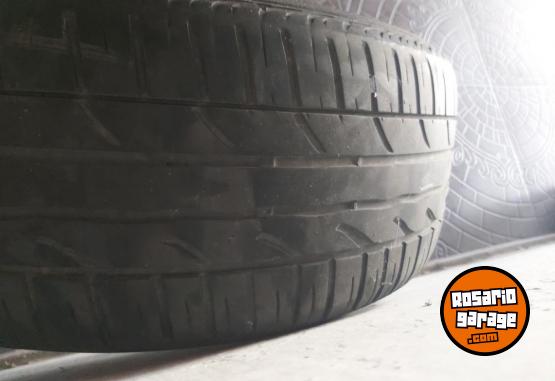 Accesorios para Autos - Llantas Focus 2 con cubiertas - En Venta