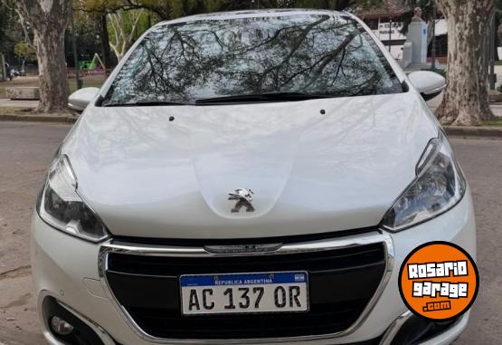 Autos - Peugeot 208 FELINE 1.6 2018 Nafta 110000Km - En Venta