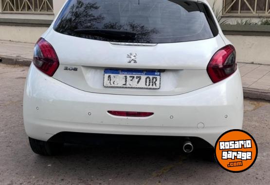 Autos - Peugeot 208 FELINE 1.6 2018 Nafta 110000Km - En Venta