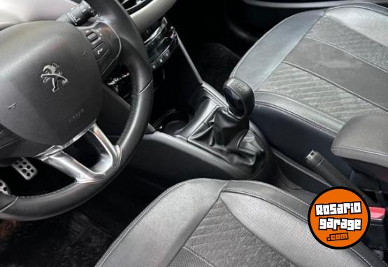 Autos - Peugeot 208 FELINE 1.6 2018 Nafta 110000Km - En Venta