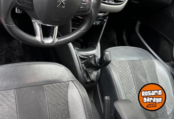 Autos - Peugeot 208 FELINE 1.6 2018 Nafta 110000Km - En Venta