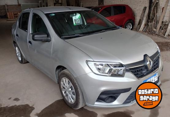 Autos - Renault LOGAN prisma cronos 2020 GNC 65000Km - En Venta