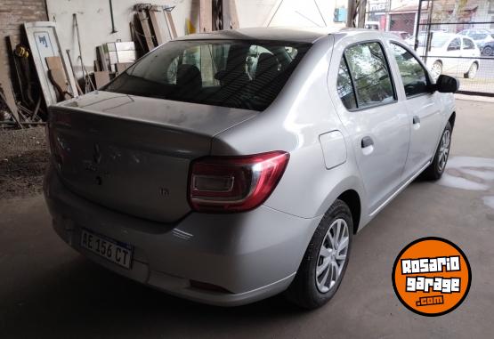 Autos - Renault LOGAN prisma cronos 2020 GNC 65000Km - En Venta