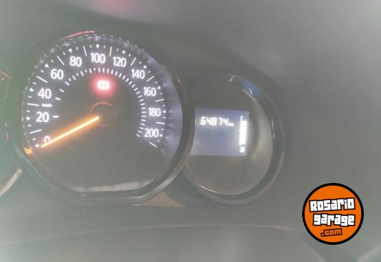 Autos - Renault LOGAN prisma cronos 2020 GNC 65000Km - En Venta