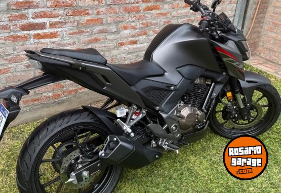 Motos - Honda CB 300 Twister 2026 Nafta 1150Km - En Venta