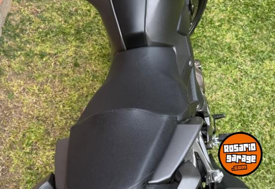Motos - Honda CB 300 Twister 2026 Nafta 1150Km - En Venta