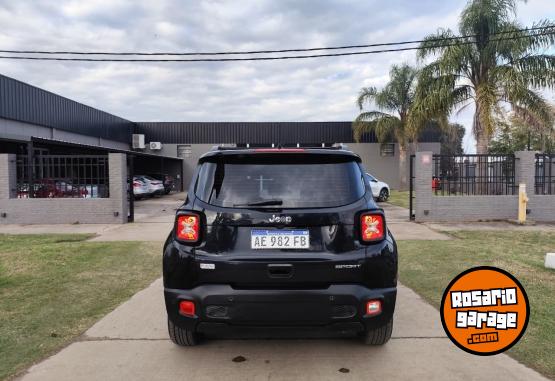 Camionetas - Jeep Renegade Sport 1.8 AT 2021 Nafta 107000Km - En Venta