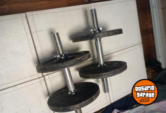 Deportes - Excelente Par de Mancuernas con Rosca XL con 20 Kg de Discos de Fundición - En Venta