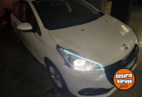 Autos - Peugeot 208 2019 Nafta 51000Km - En Venta