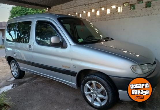 Utilitarios - Peugeot Partner 2007 Diesel 310000Km - En Venta