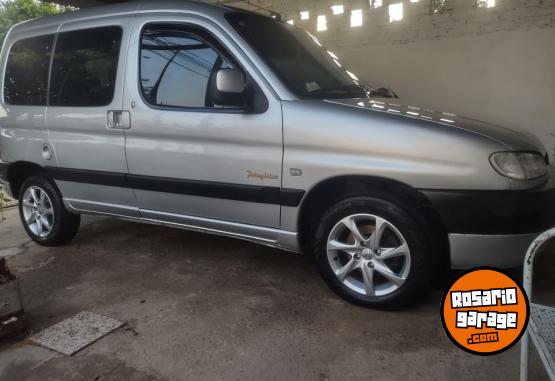 Utilitarios - Peugeot Partner 2007 Diesel 310000Km - En Venta