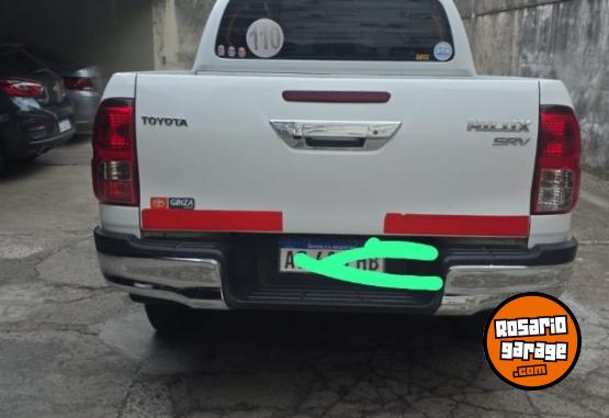 Camionetas - Toyota HILUX SRV 4X2 AUTOMATICA 2018 Diesel 167000Km - En Venta