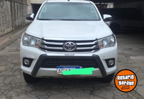 Camionetas - Toyota HILUX SRV 4X2 AUTOMATICA 2018 Diesel 167000Km - En Venta