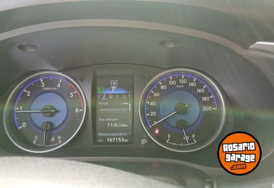Camionetas - Toyota HILUX SRV 4X2 AUTOMATICA 2018 Diesel 167000Km - En Venta