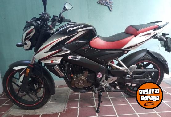Motos - Bajaj Ns 200 rowser 2017 Nafta 13700Km - En Venta