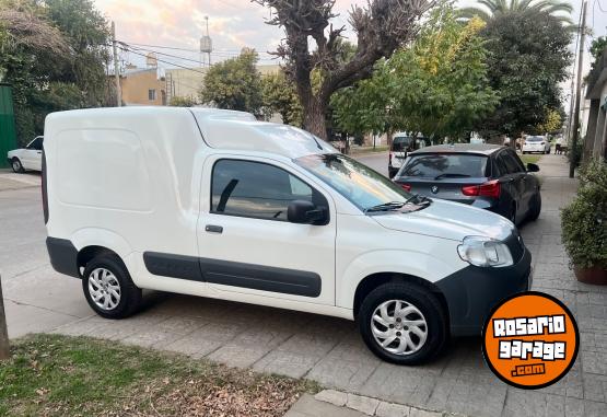 Utilitarios - Fiat Fiorino 2021 Nafta 75000Km - En Venta