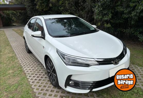 Autos - Toyota Corolla SE-G 1.8 CVT 2017 Nafta 261000Km - En Venta