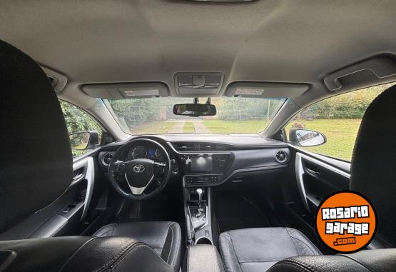 Autos - Toyota Corolla SE-G 1.8 CVT 2017 Nafta 261000Km - En Venta