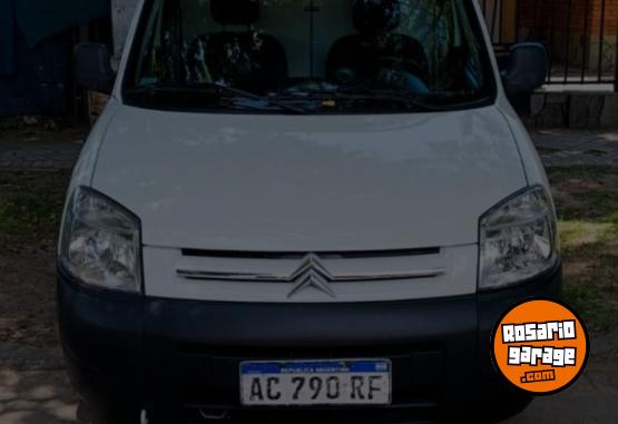 Utilitarios - Citroen Berlingo 2018 Diesel 122000Km - En Venta