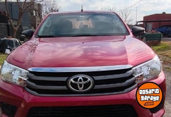 Camionetas - Toyota Hilux D/C SR 2017 2.4 2017 Diesel 120000Km - En Venta