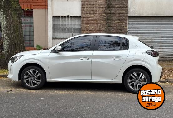 Autos - Peugeot 208 2022 Nafta 71700Km - En Venta