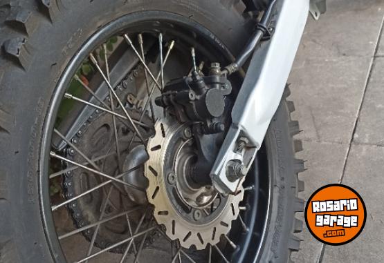 Motos - Guerrero GXR 2017 Nafta 15500Km - En Venta