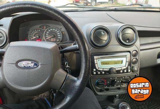 Autos - Ford Ka 2014 GNC 90000Km - En Venta