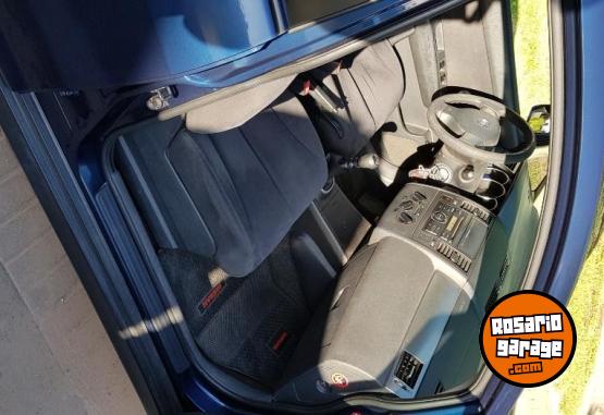 Autos - Nissan Tiida Visia 1.8 6MT sedan 2008 Nafta 235000Km - En Venta