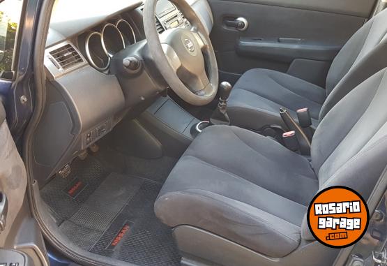 Autos - Nissan Tiida Visia 1.8 6MT sedan 2008 Nafta 235000Km - En Venta