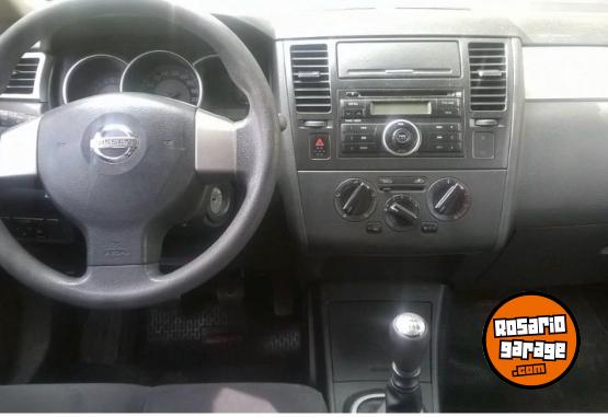 Autos - Nissan Tiida Visia 1.8 6MT sedan 2008 Nafta 235000Km - En Venta