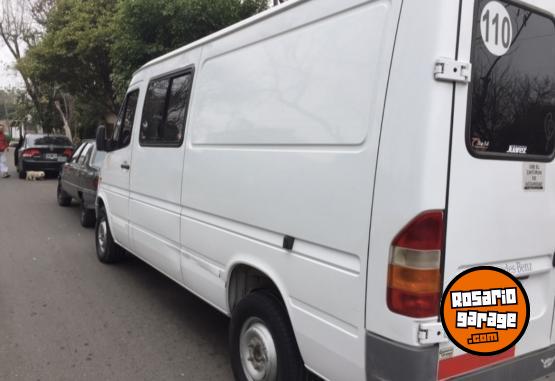 Utilitarios - Mercedes Benz Furg�n largo 2000 Diesel 111111Km - En Venta