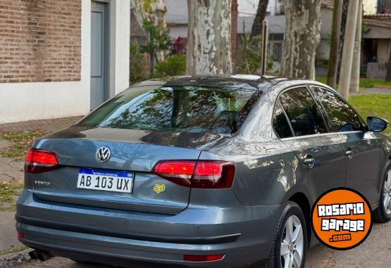 Autos - Volkswagen Vento 2017 Nafta 119000Km - En Venta