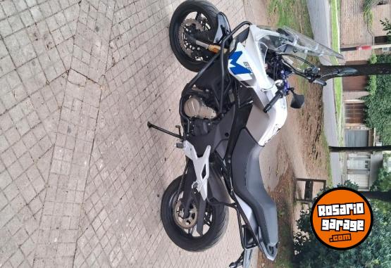 Motos - CF Mt650 2024 Nafta 3100Km - En Venta
