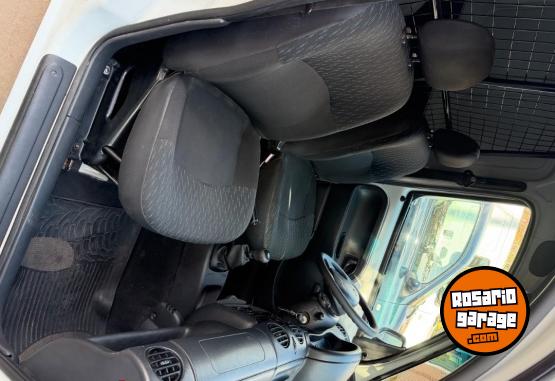 Utilitarios - Renault Kangoo 2016 Nafta 170000Km - En Venta