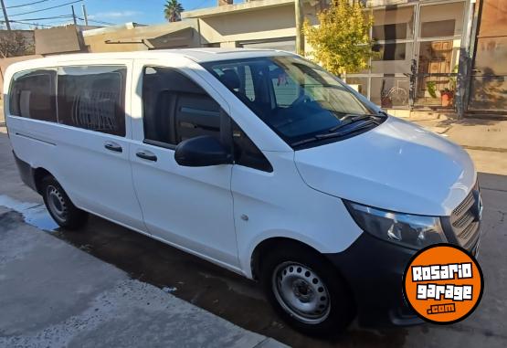 Utilitarios - Mercedes Benz Vito 2015 Diesel 211000Km - En Venta