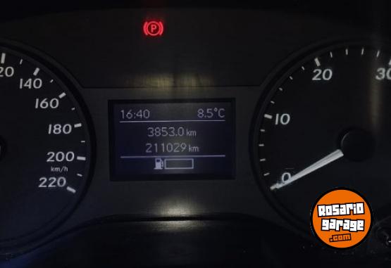 Utilitarios - Mercedes Benz Vito 2015 Diesel 211000Km - En Venta