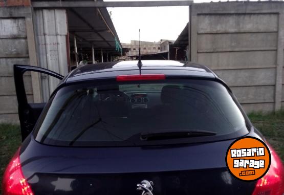 Autos - Peugeot 308 2014 Nafta 140000Km - En Venta