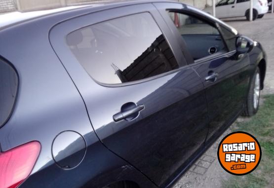 Autos - Peugeot 308 2014 Nafta 140000Km - En Venta
