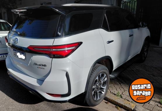 Camionetas - Toyota SW4 DIAMOND 2024 Diesel 22000Km - En Venta