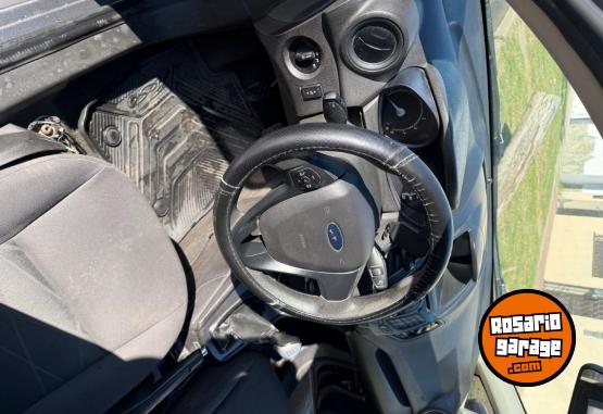 Autos - Ford Fiesta 2014 GNC 165000Km - En Venta