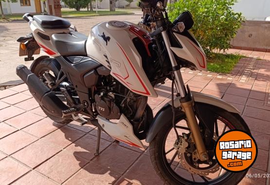 Motos - TVS RTR 200 2023 Nafta 7500Km - En Venta