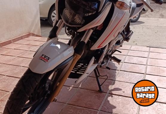 Motos - TVS RTR 200 2023 Nafta 7500Km - En Venta