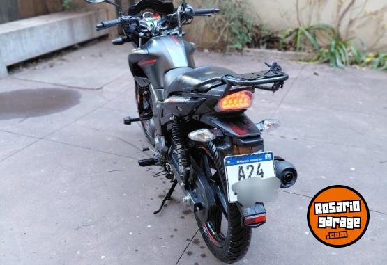 Motos - Hero Hunk 150 2025 Nafta 4200Km - En Venta
