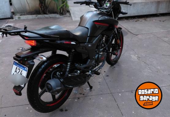 Motos - Hero Hunk 150 2025 Nafta 4200Km - En Venta