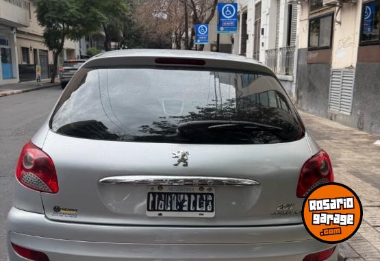 Autos - Peugeot 207 2014 Nafta 125000Km - En Venta