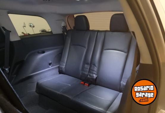 Camionetas - Dodge Journey 2.4 7 asiento 2017 Nafta 120000Km - En Venta